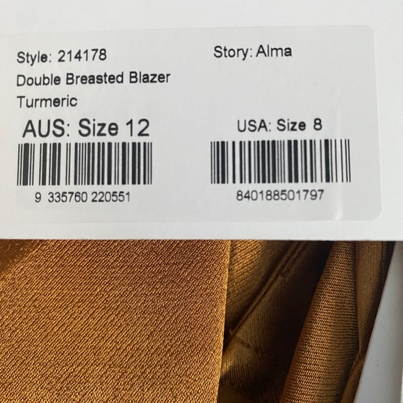 Shona Joy Double Breasted Blazer, Open Back Bralette, Tuxedo Trouser - Turmeric - Picture 4 of 4